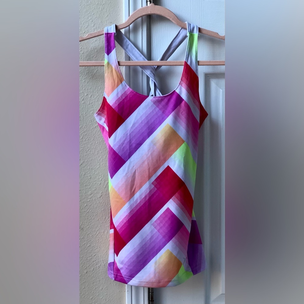 NWOT Old Navy Workout Tank